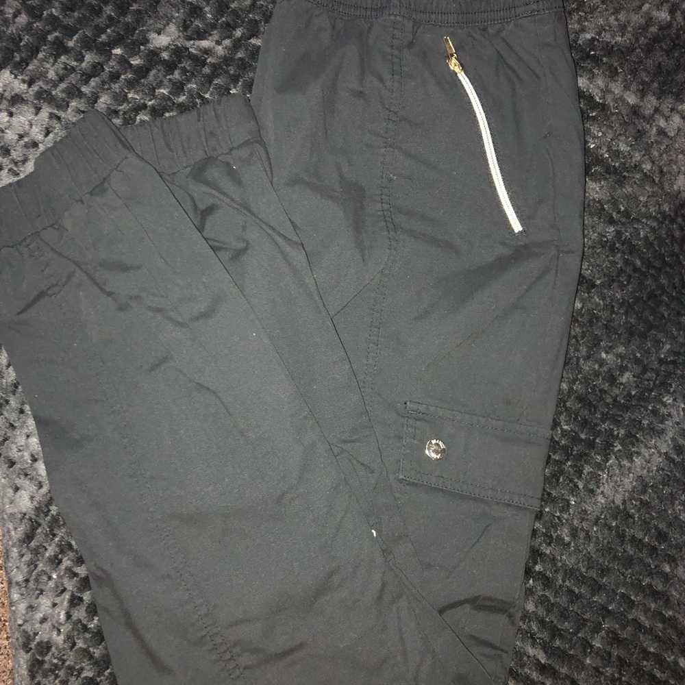 Jaanu scrub pants. Flare and joggers